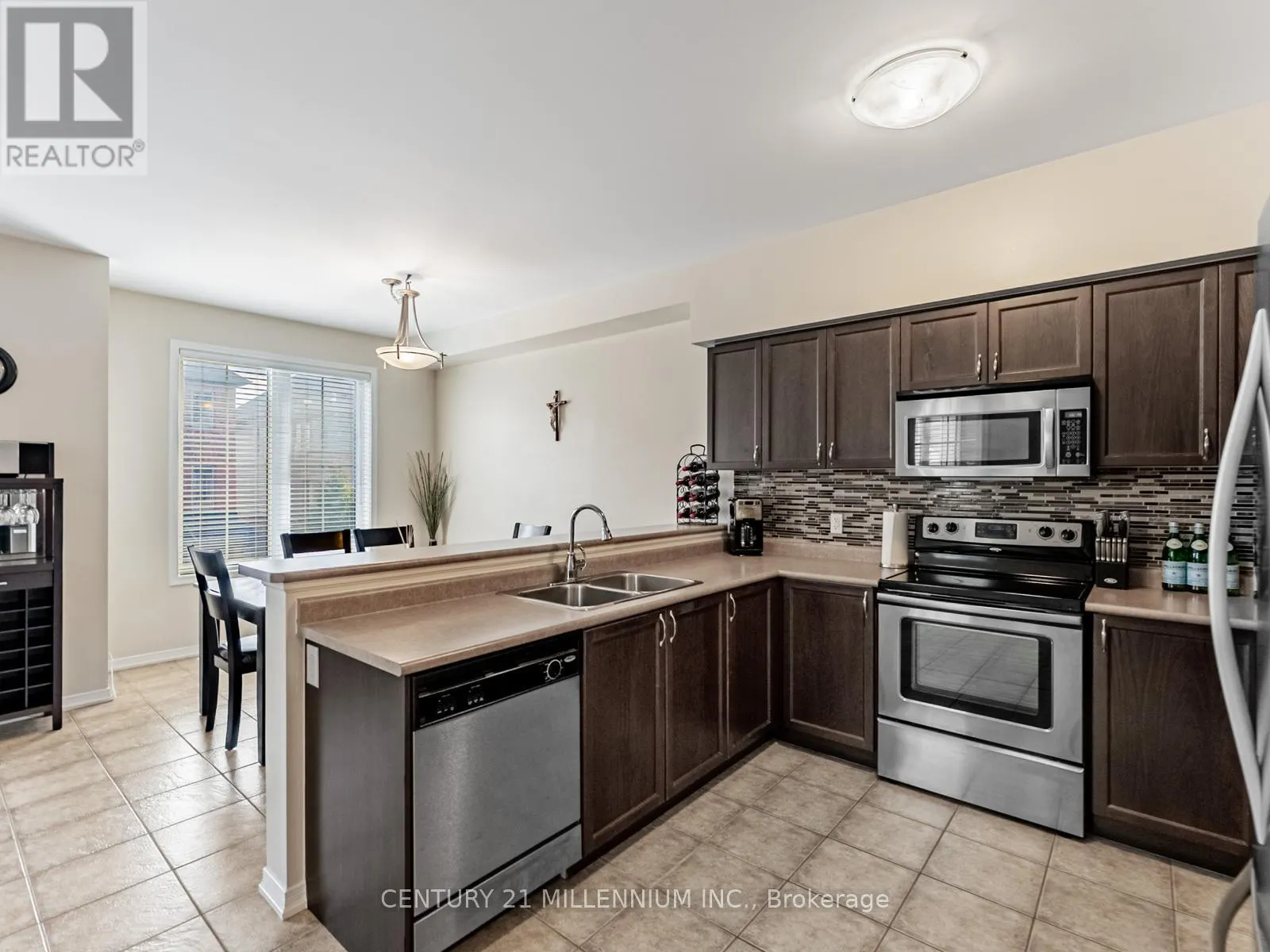 111 CEDAR LAKE CRESCENT