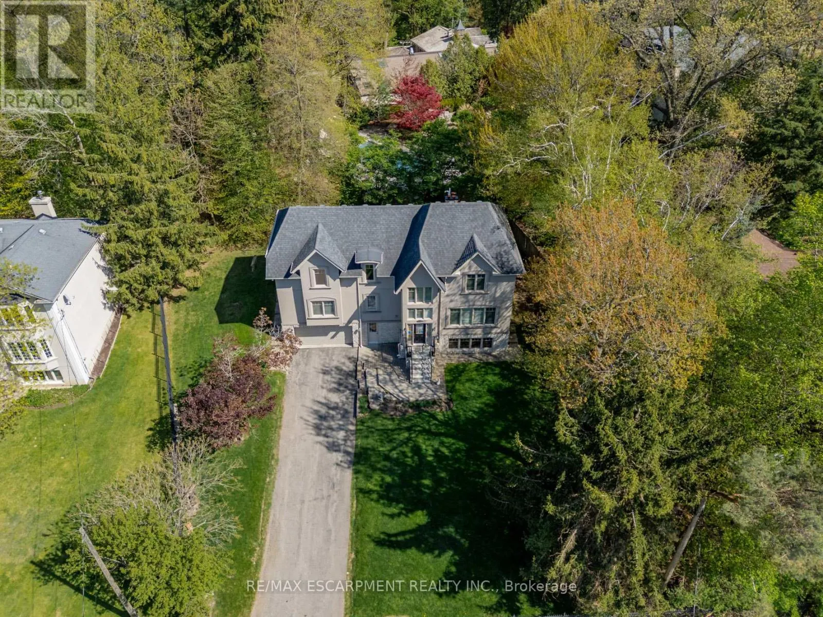 1034 LAKESHORE ROAD W