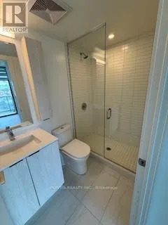 818 - 86 DUNDAS STREET E