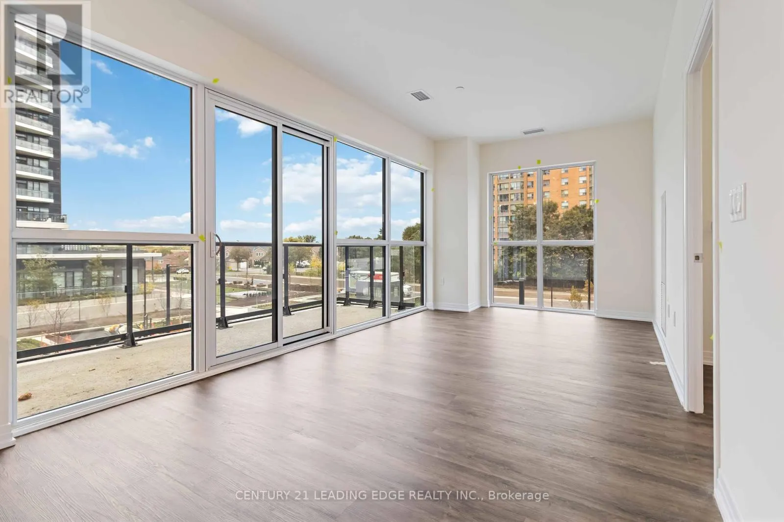 15 WATERGARDEN DRIVE
