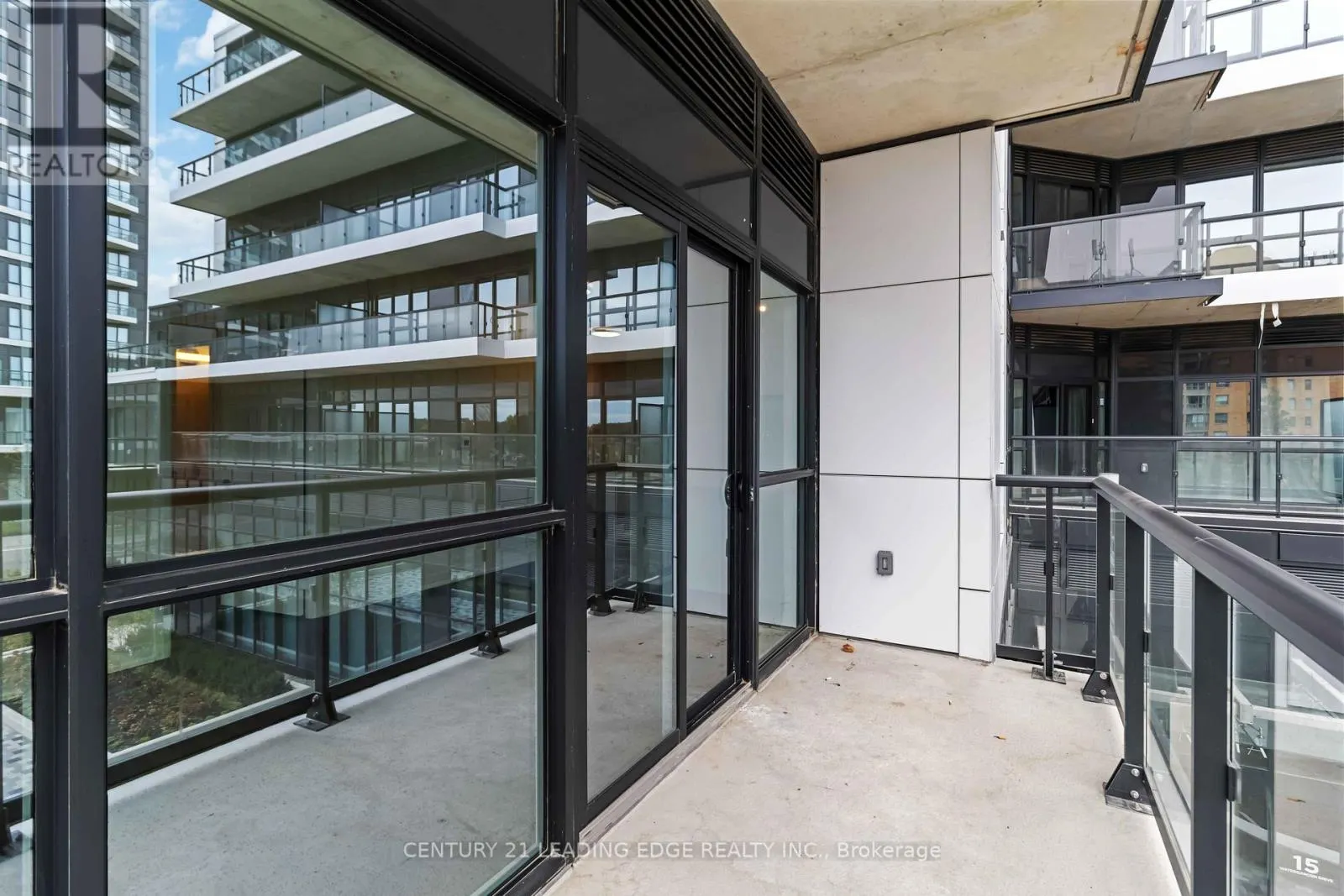15 WATERGARDEN DRIVE
