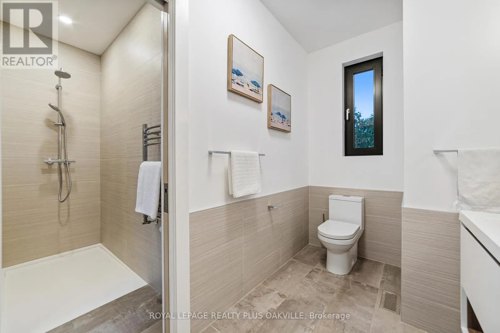 1207 STIRLING DRIVE