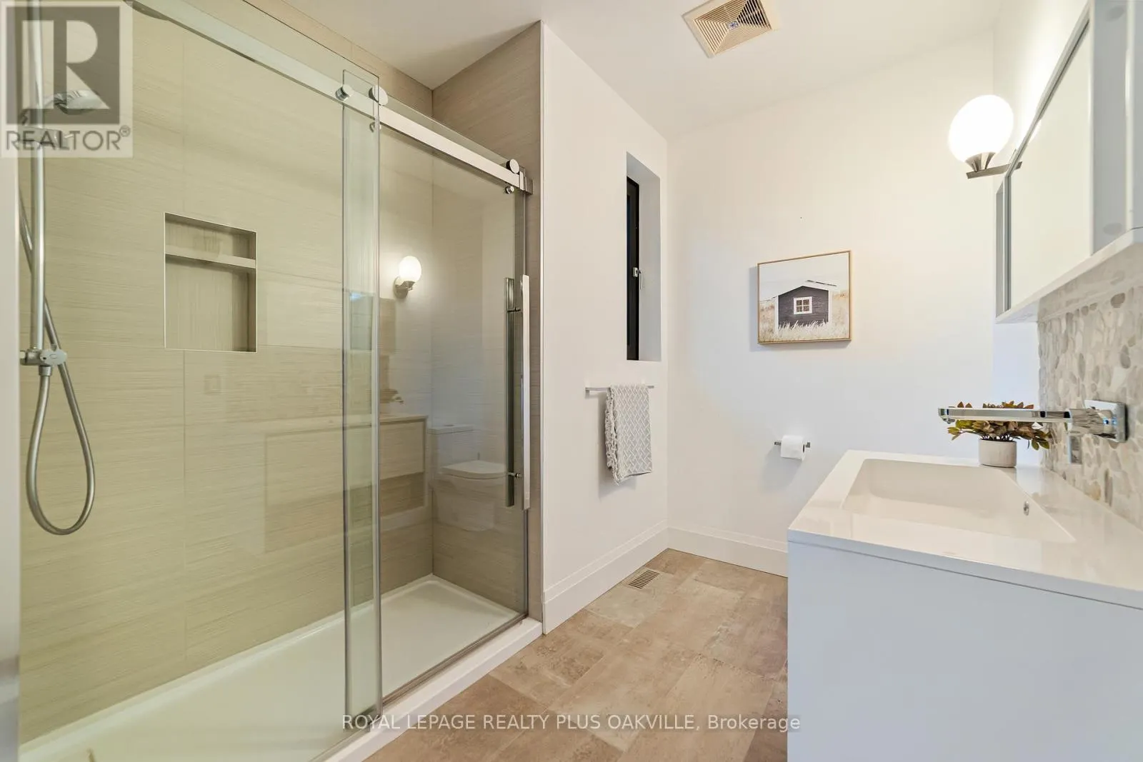 1207 STIRLING DRIVE