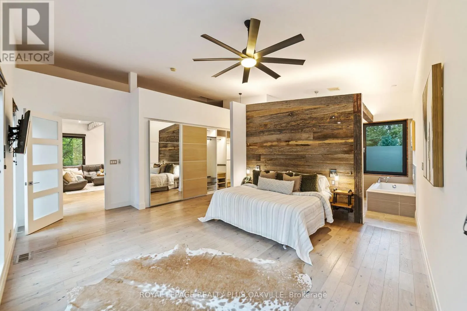 1207 STIRLING DRIVE