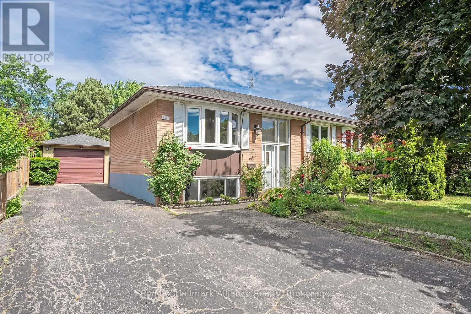 543 PINEGROVE ROAD