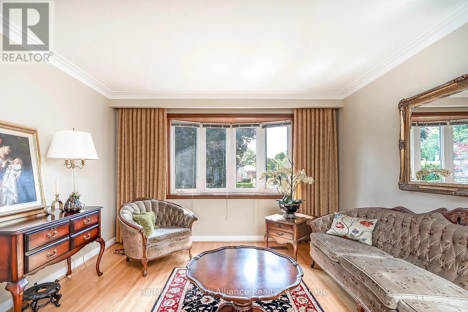 543 PINEGROVE ROAD