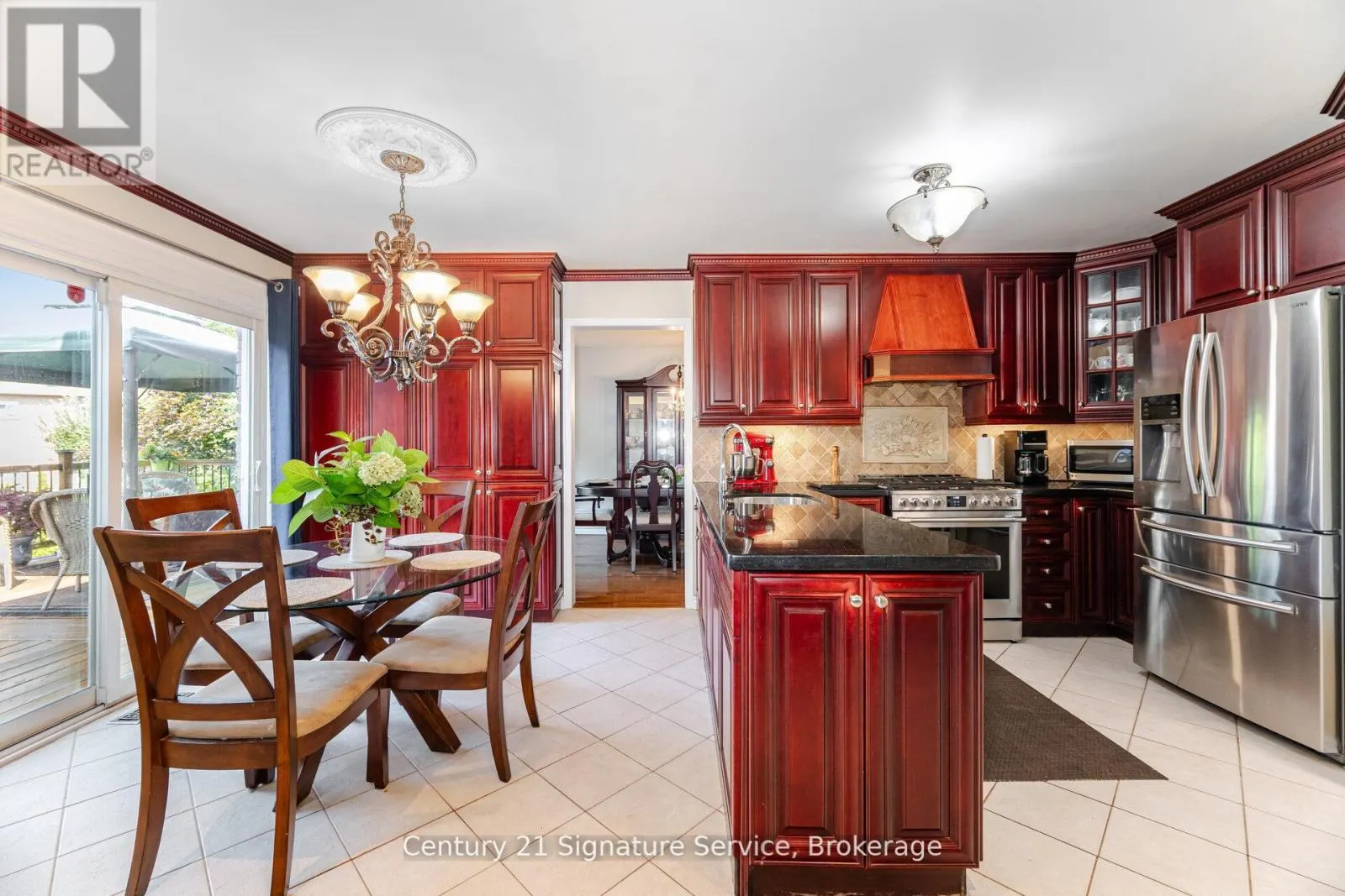 5955 LADYBURN CRESCENT
