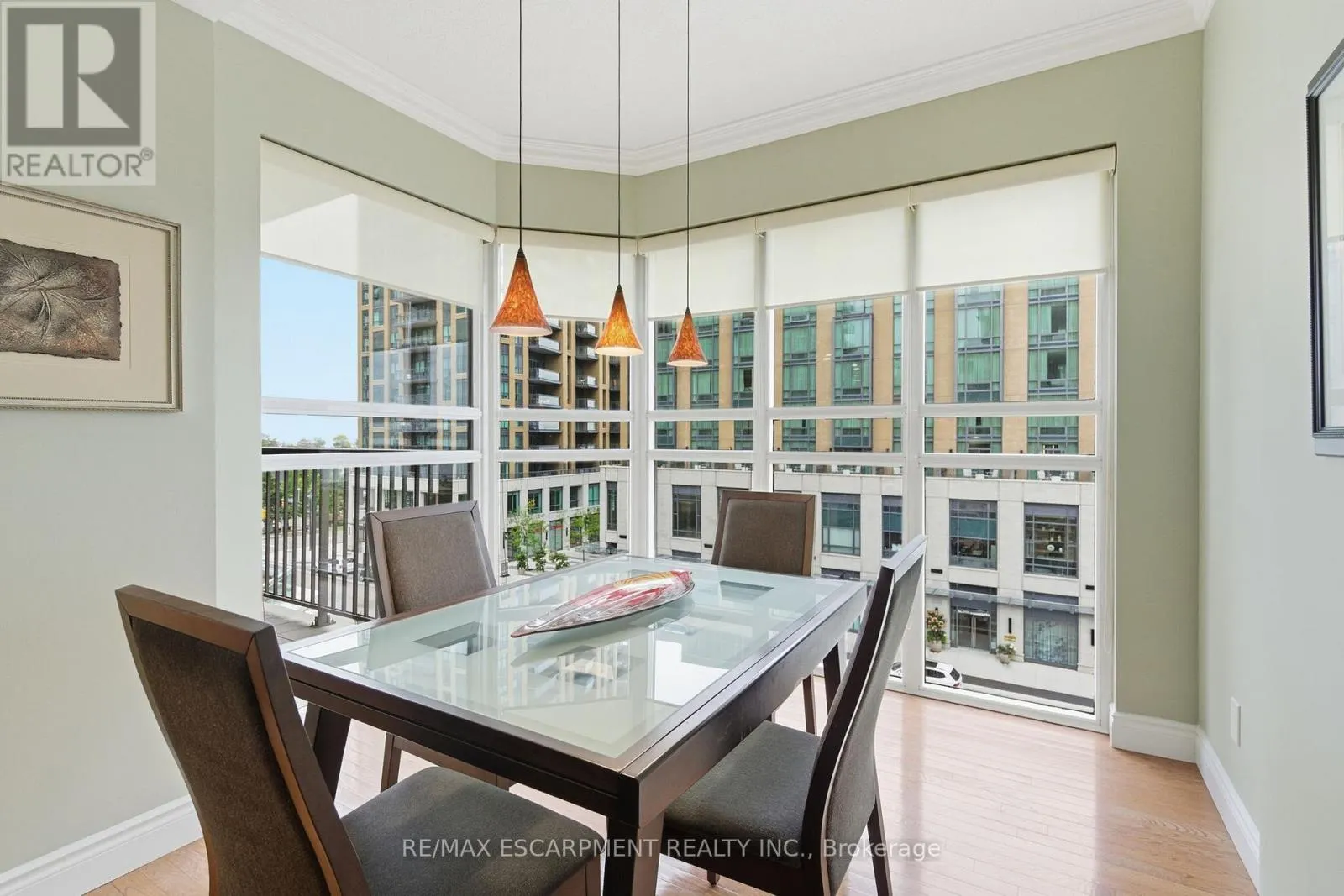 512 - 399 ELIZABETH STREET