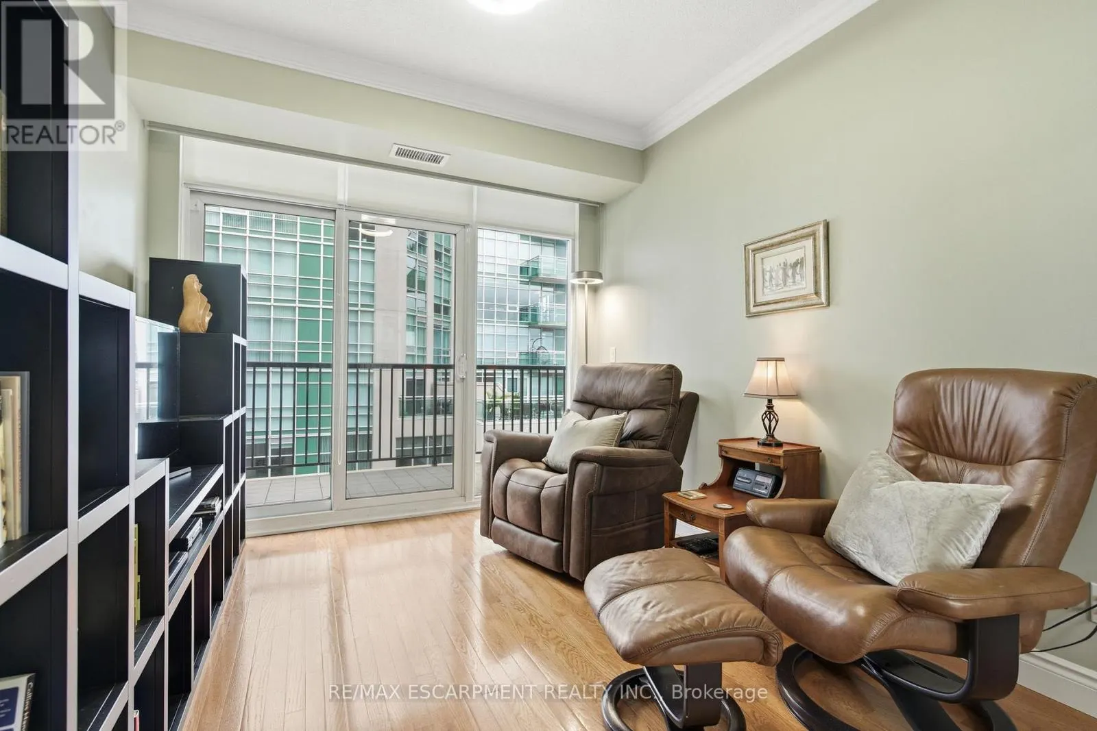 512 - 399 ELIZABETH STREET