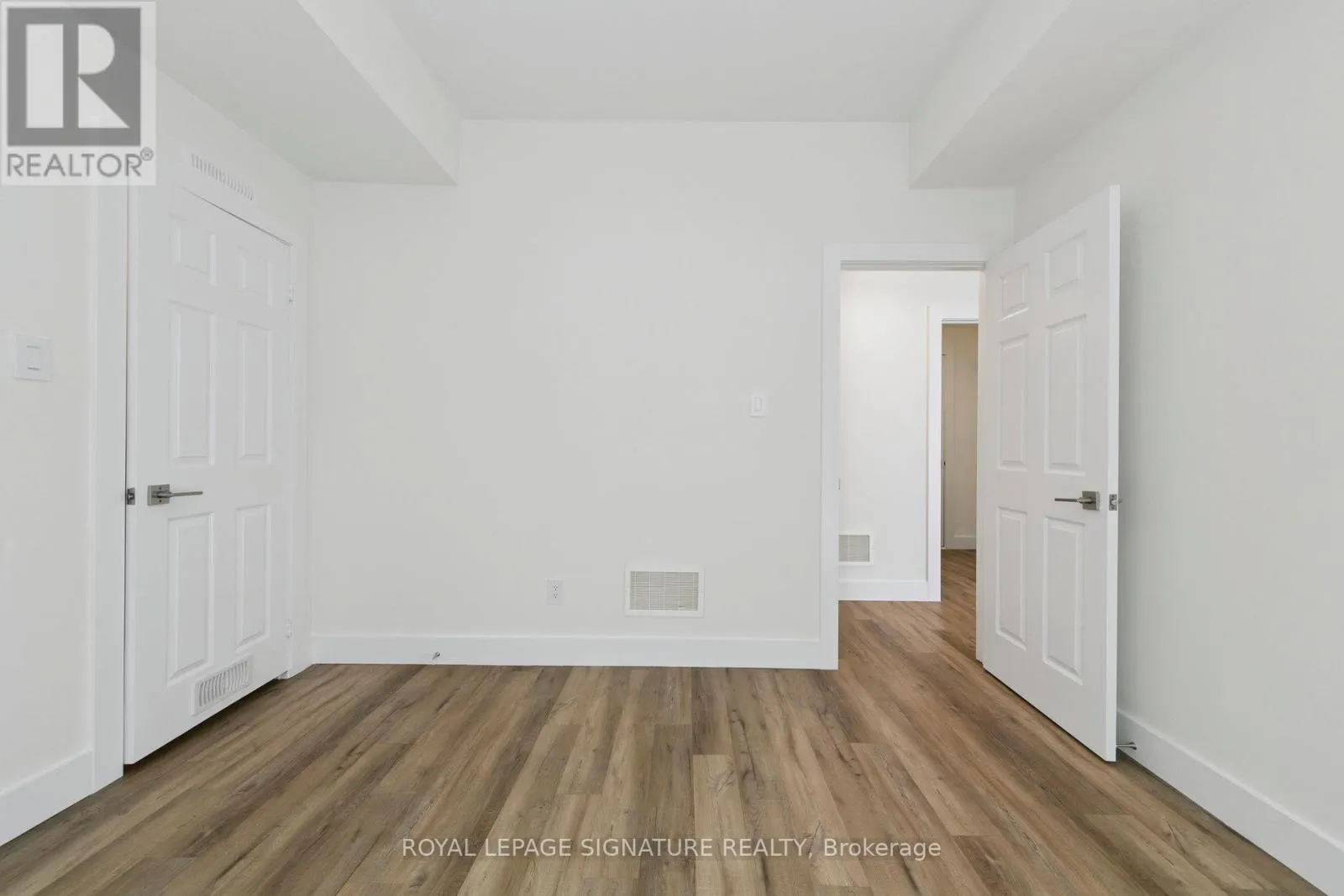 32 - 5035 OSCAR PETERSON BOULEVARD