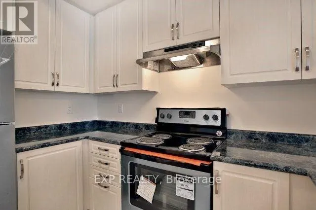 21-02 - 2420 BARONWOOD DRIVE