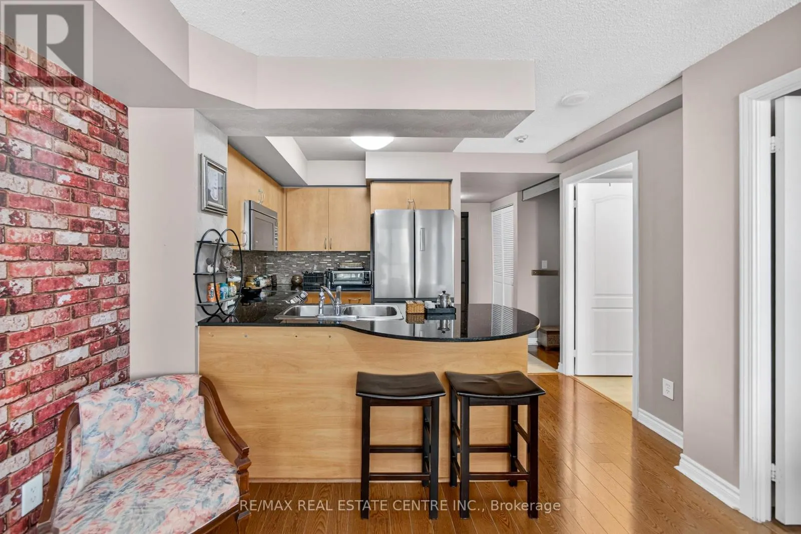 2101 - 4090 LIVING ARTS DRIVE