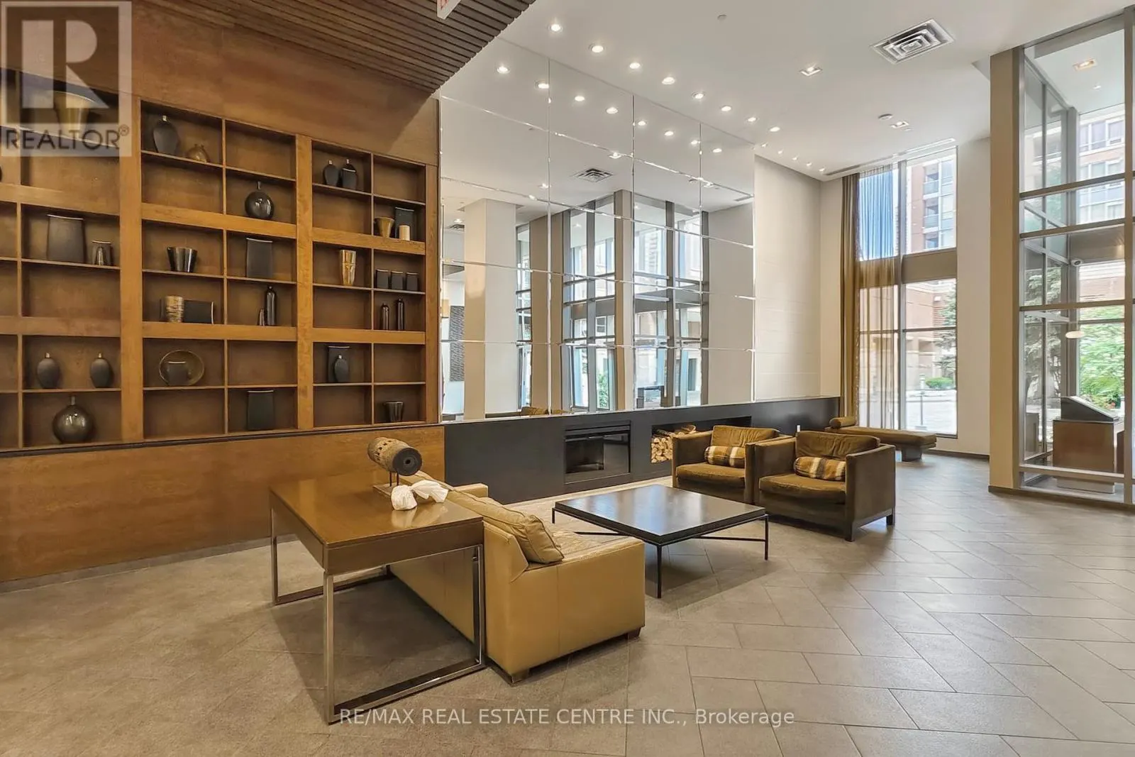 2101 - 4090 LIVING ARTS DRIVE