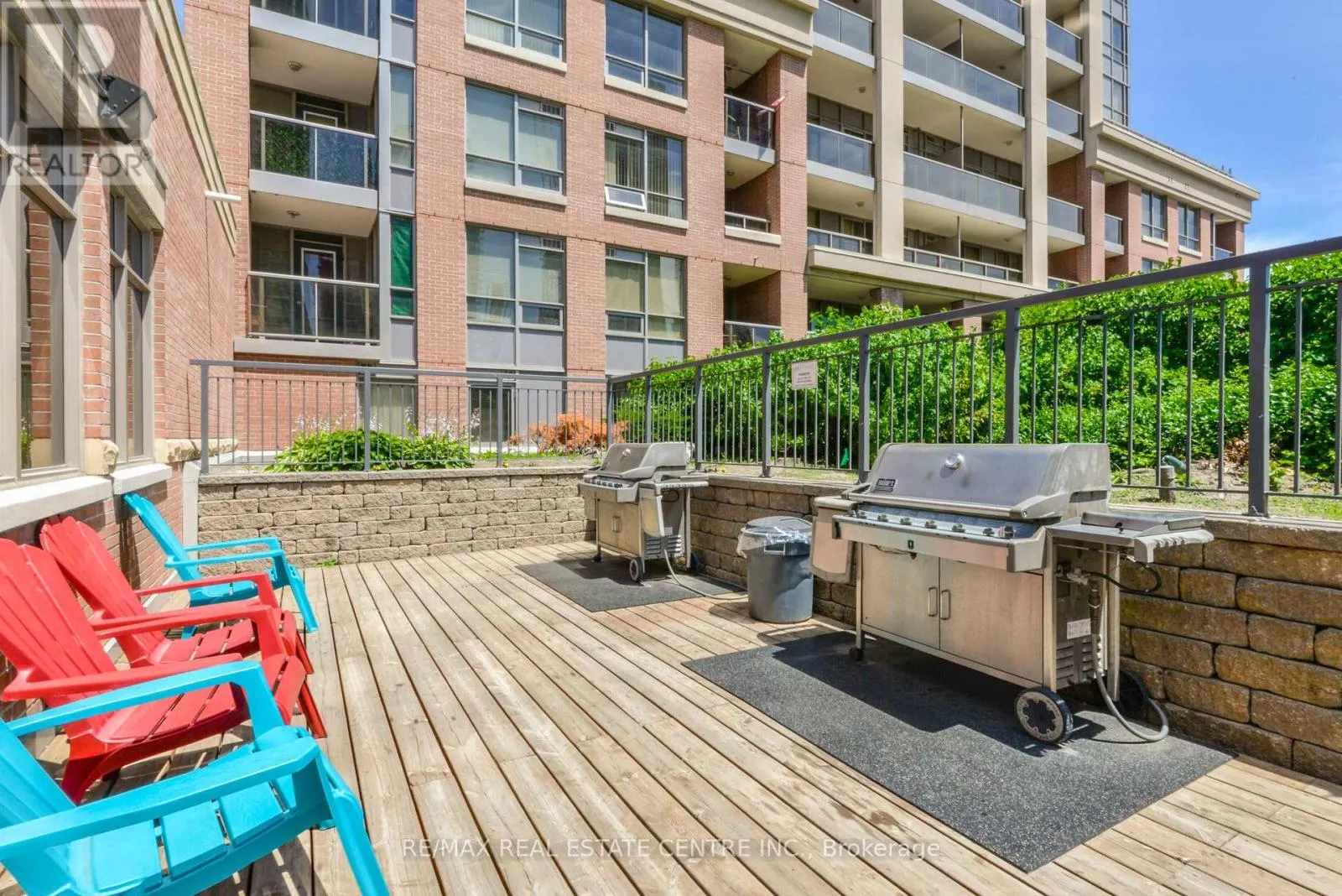 2101 - 4090 LIVING ARTS DRIVE