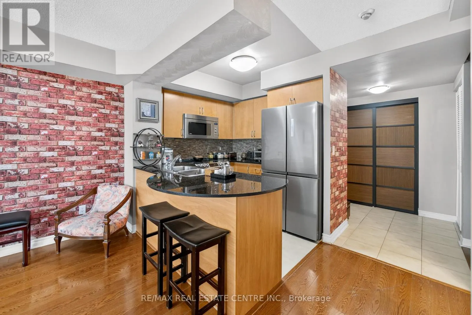 2101 - 4090 LIVING ARTS DRIVE