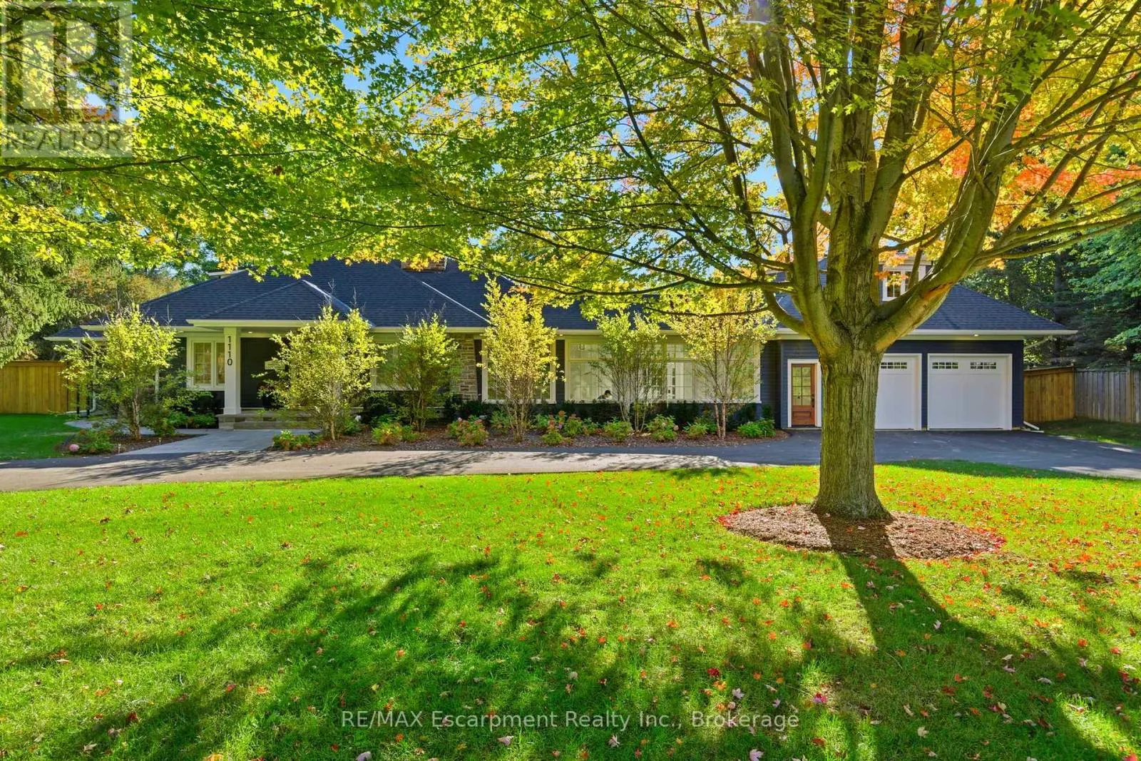 1110 LAKESHORE ROAD W