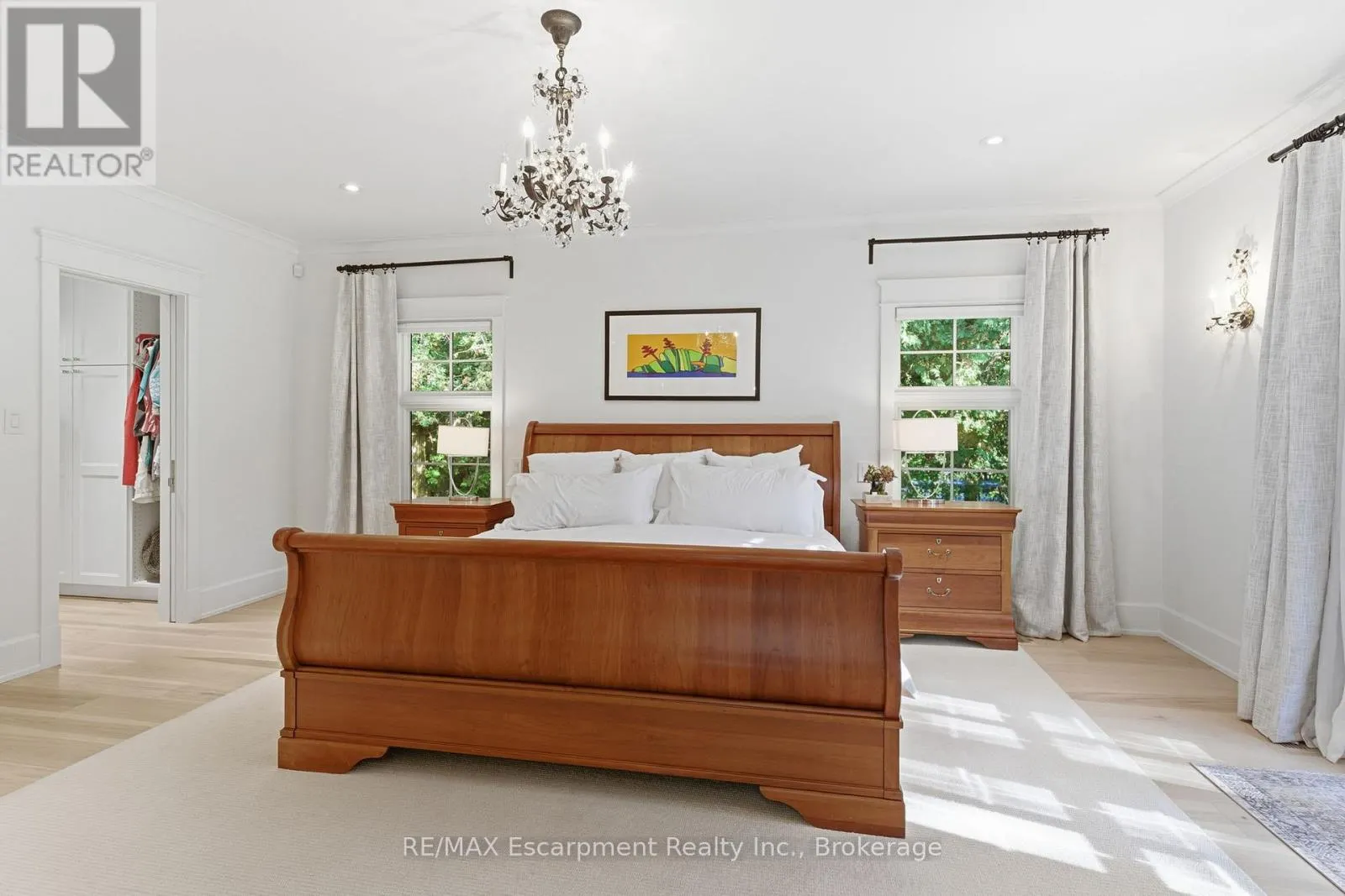 1110 LAKESHORE ROAD W