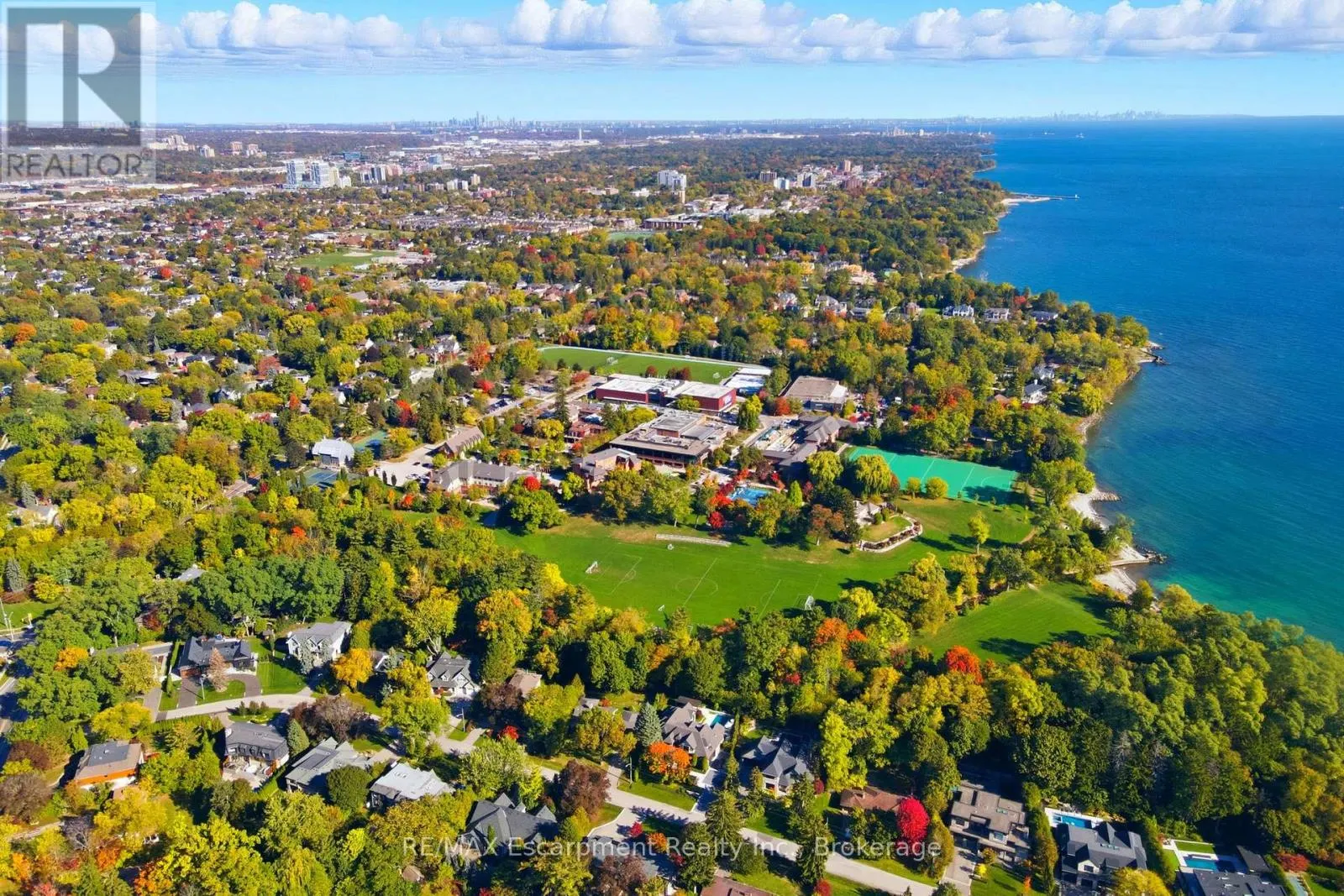 1110 LAKESHORE ROAD W
