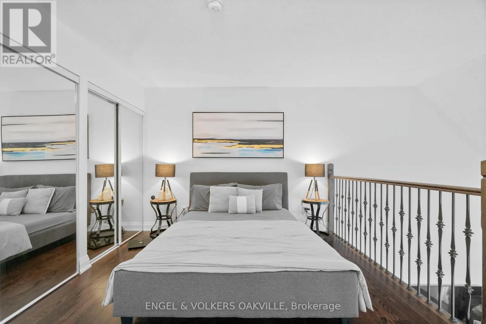 416 - 100 BRONTE ROAD