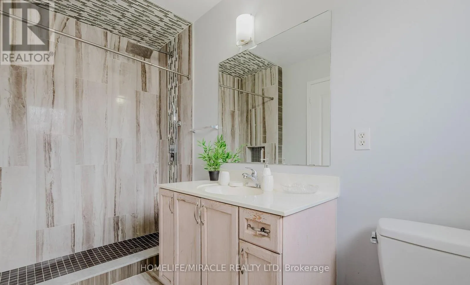 27 SILVER EGRET ROAD