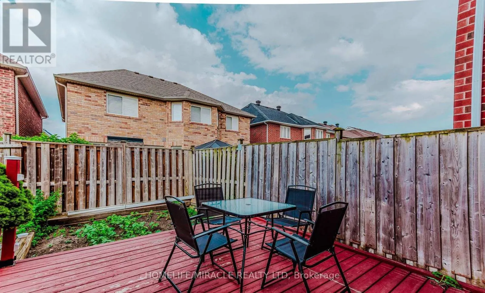 27 SILVER EGRET ROAD