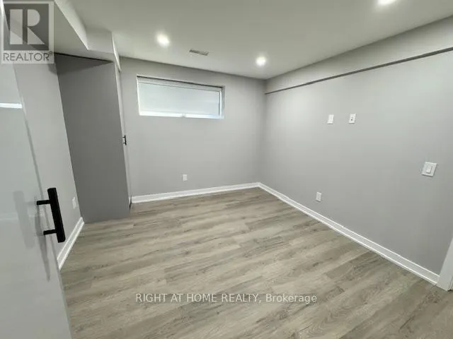 LOWER - 4425 CURIA CRESCENT