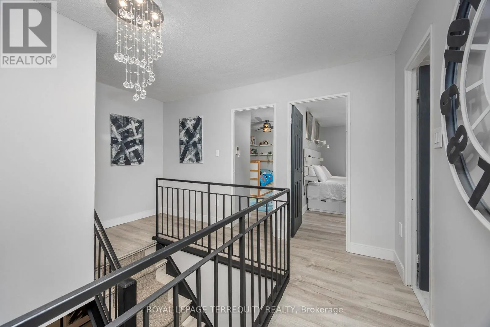 77 - 1250 MISSISSAUGA VALLEY BOULEVARD