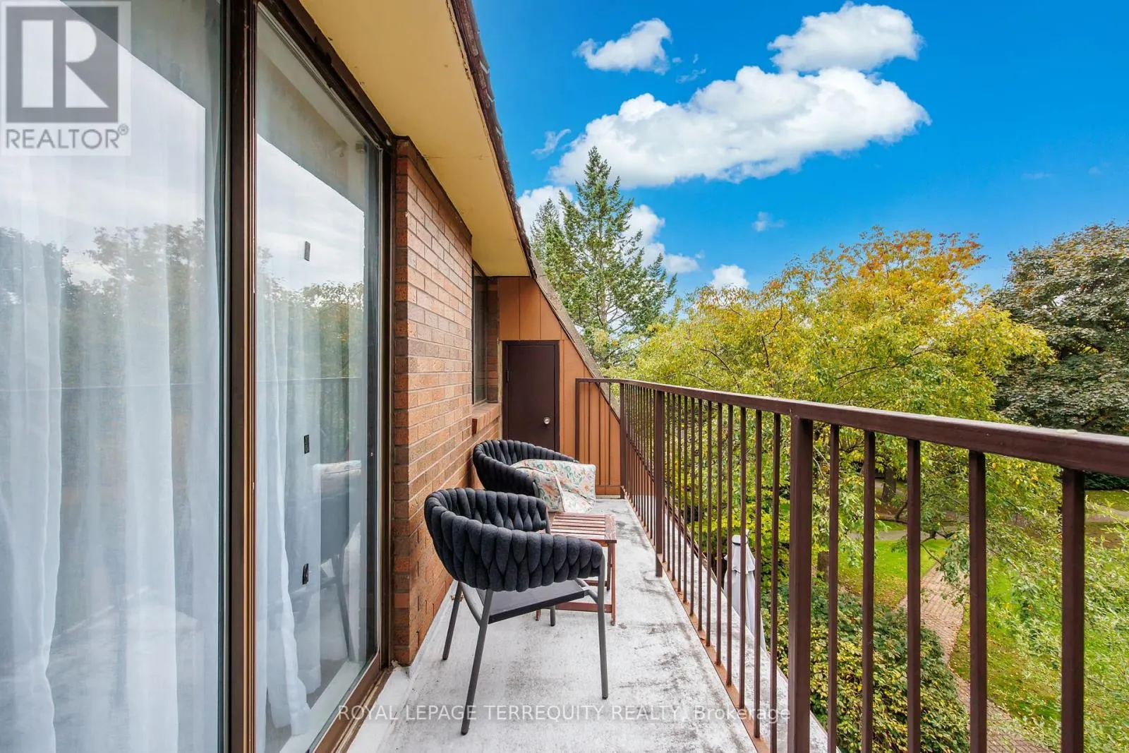77 - 1250 MISSISSAUGA VALLEY BOULEVARD