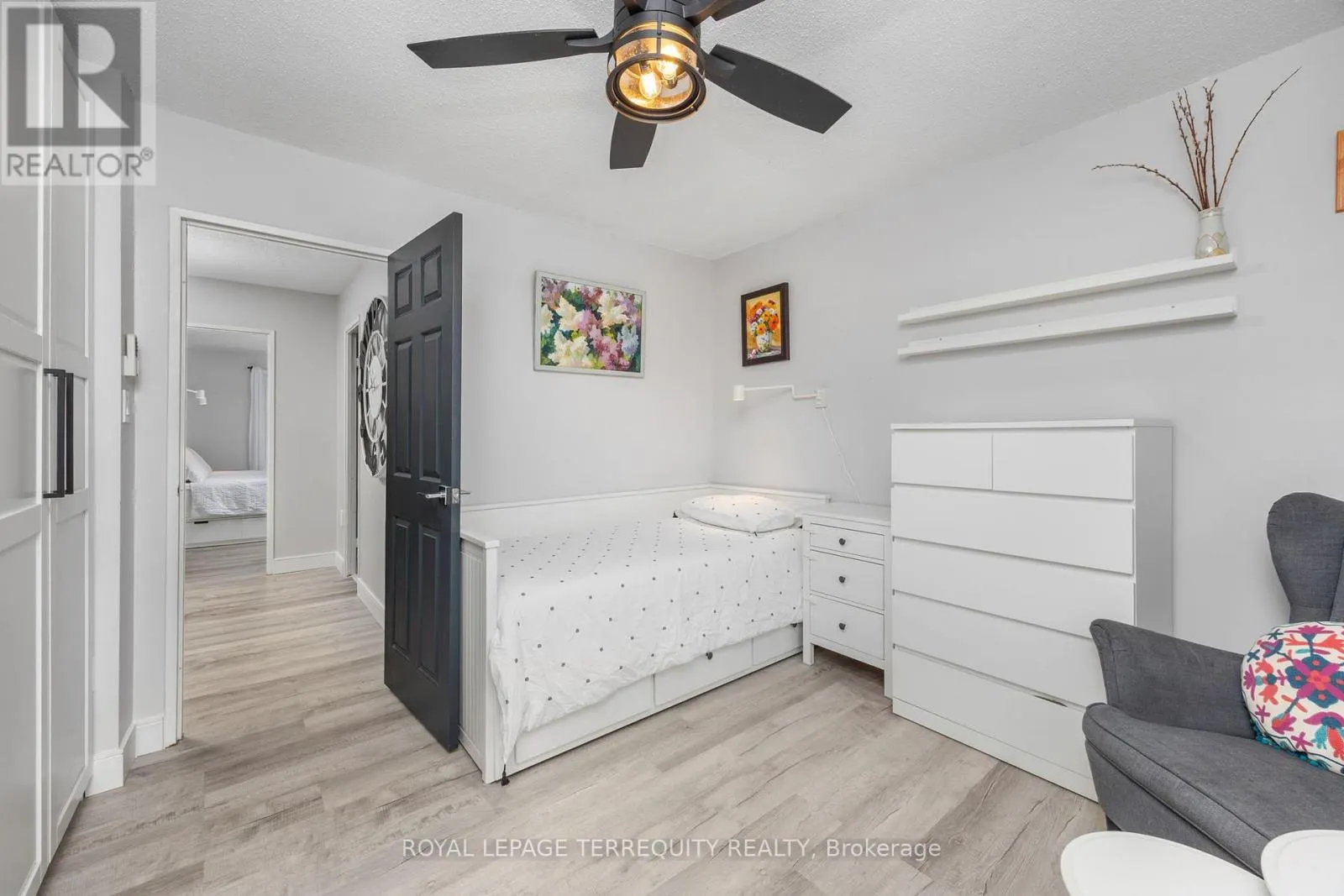 77 - 1250 MISSISSAUGA VALLEY BOULEVARD