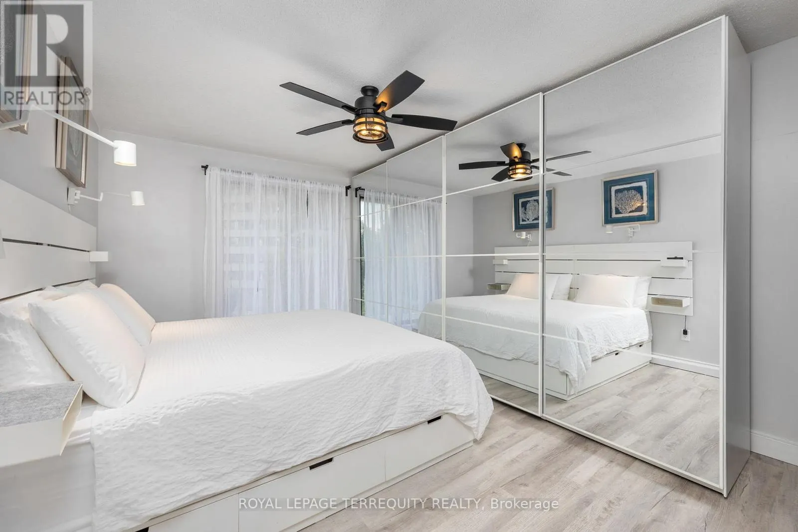 77 - 1250 MISSISSAUGA VALLEY BOULEVARD