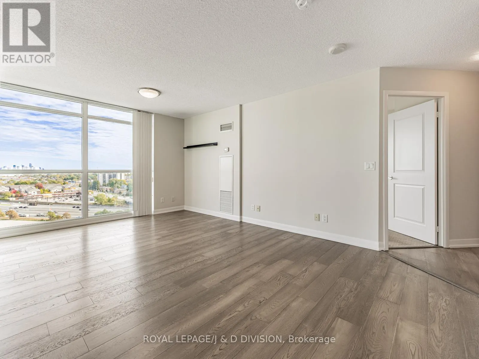 1405 - 205 SHERWAY GARDENS ROAD