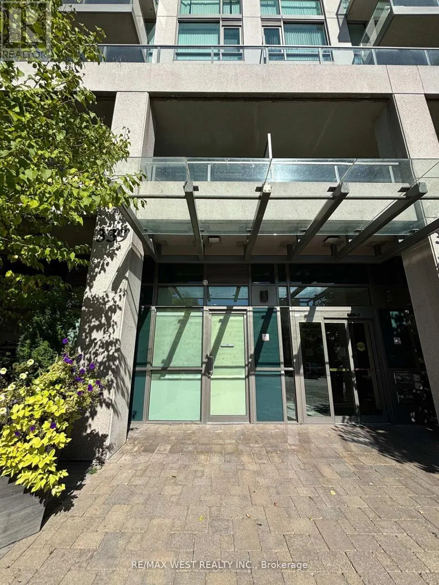 701 - 339 RATHBURN ROAD W