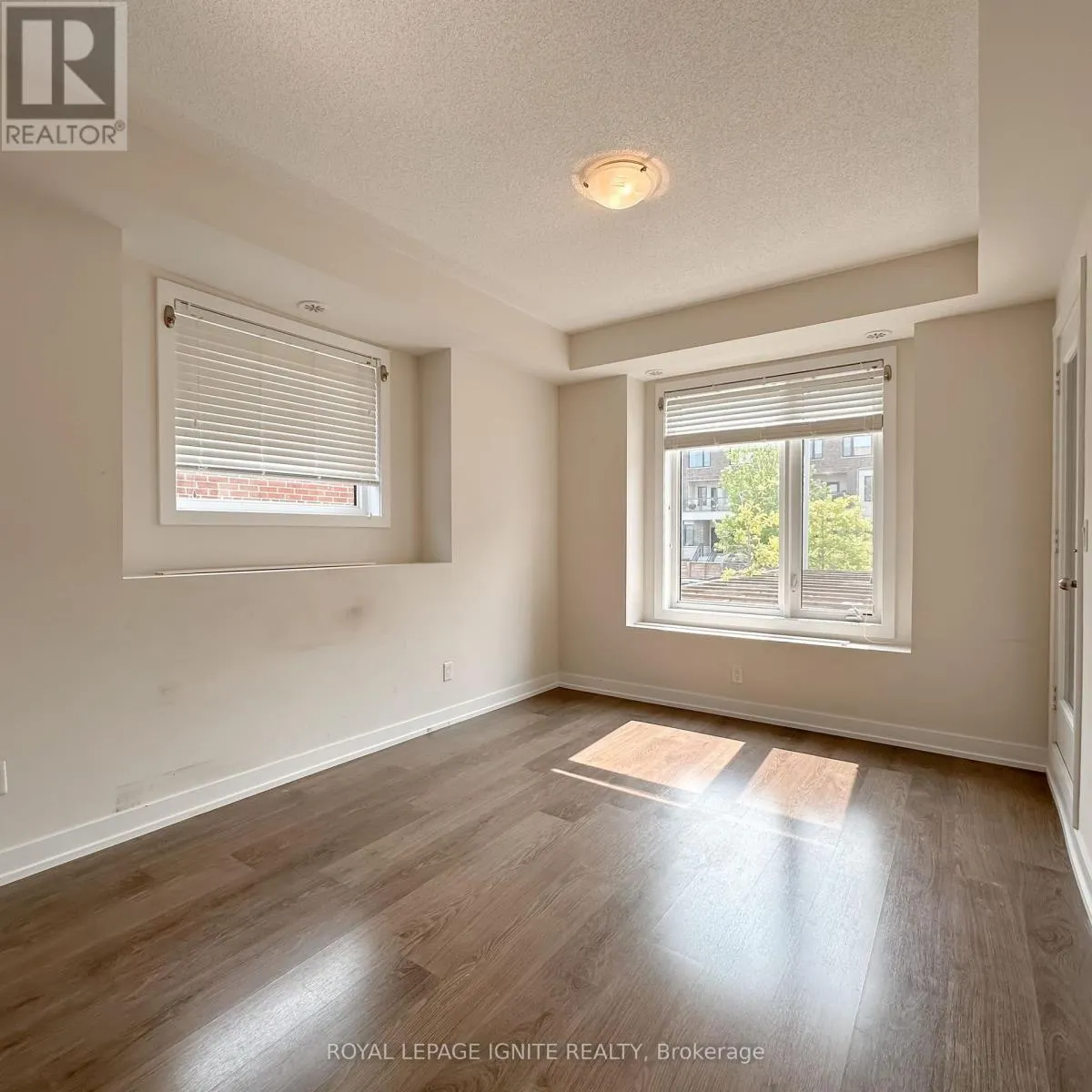202 - 250 ROYAL YORK ROAD
