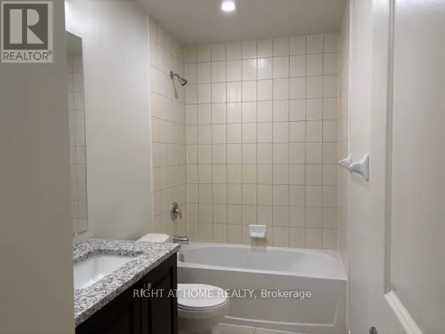 404 - 38 ANNIE CRAIG DRIVE