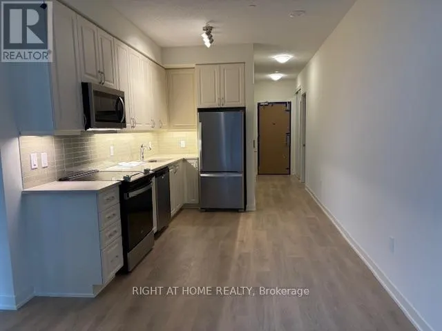 404 - 38 ANNIE CRAIG DRIVE
