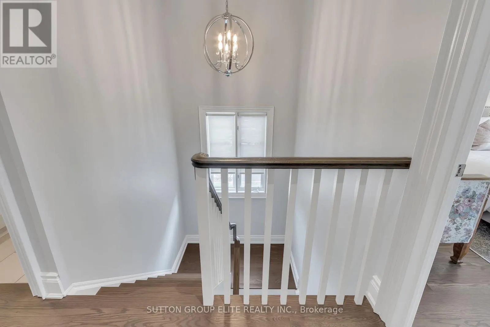 16 NAUTICAL LANE