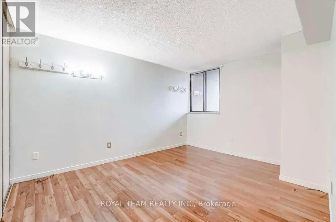 1001 - 10 MARTHA EATON WAY