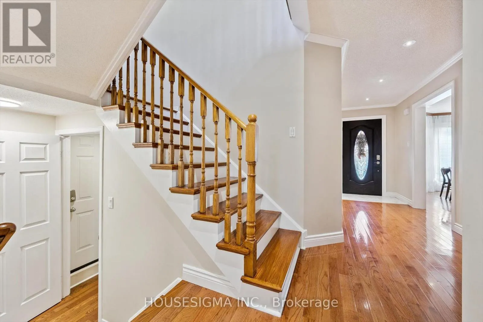 1197 OLD OAK DRIVE