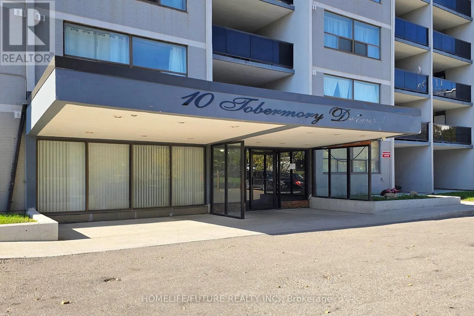 409 - 10 TOBERMORY DRIVE