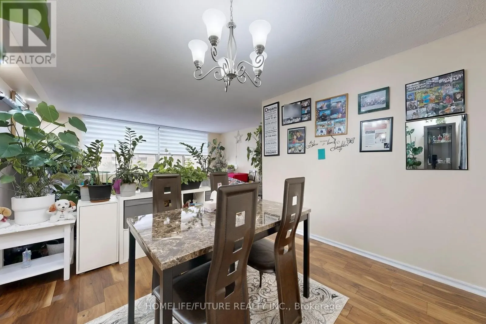 409 - 10 TOBERMORY DRIVE