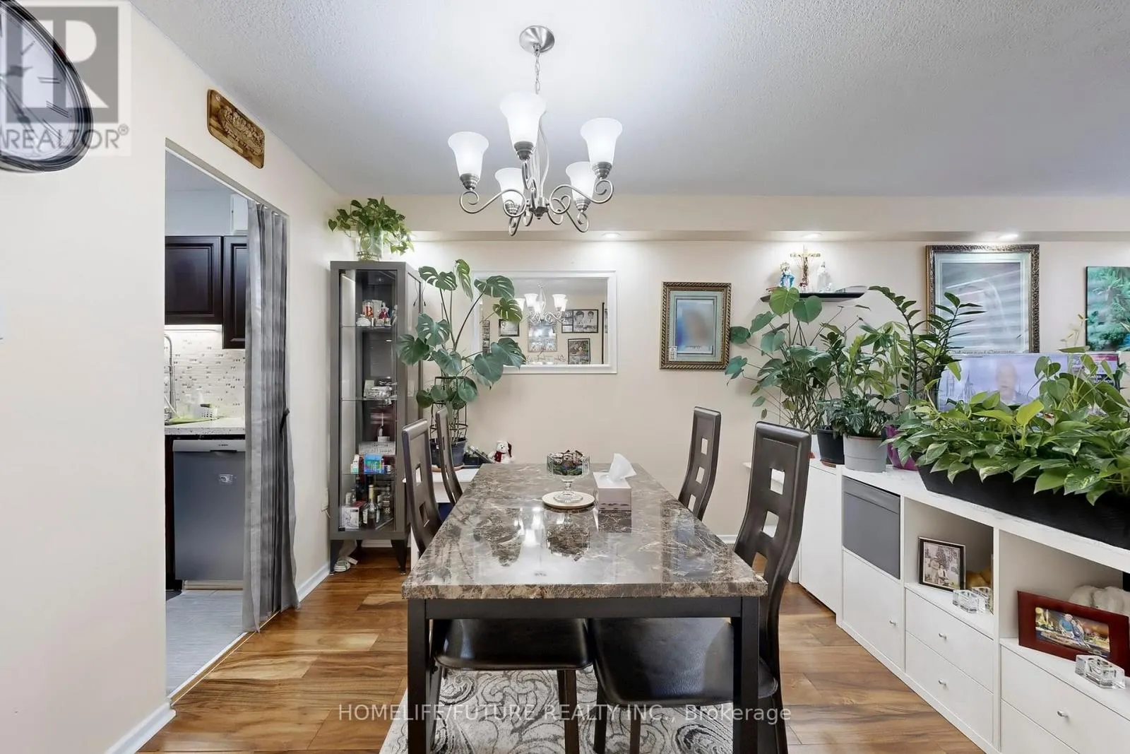 409 - 10 TOBERMORY DRIVE
