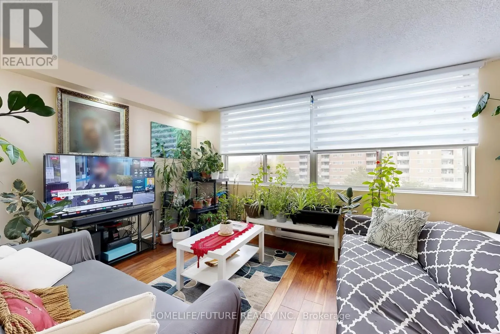 409 - 10 TOBERMORY DRIVE