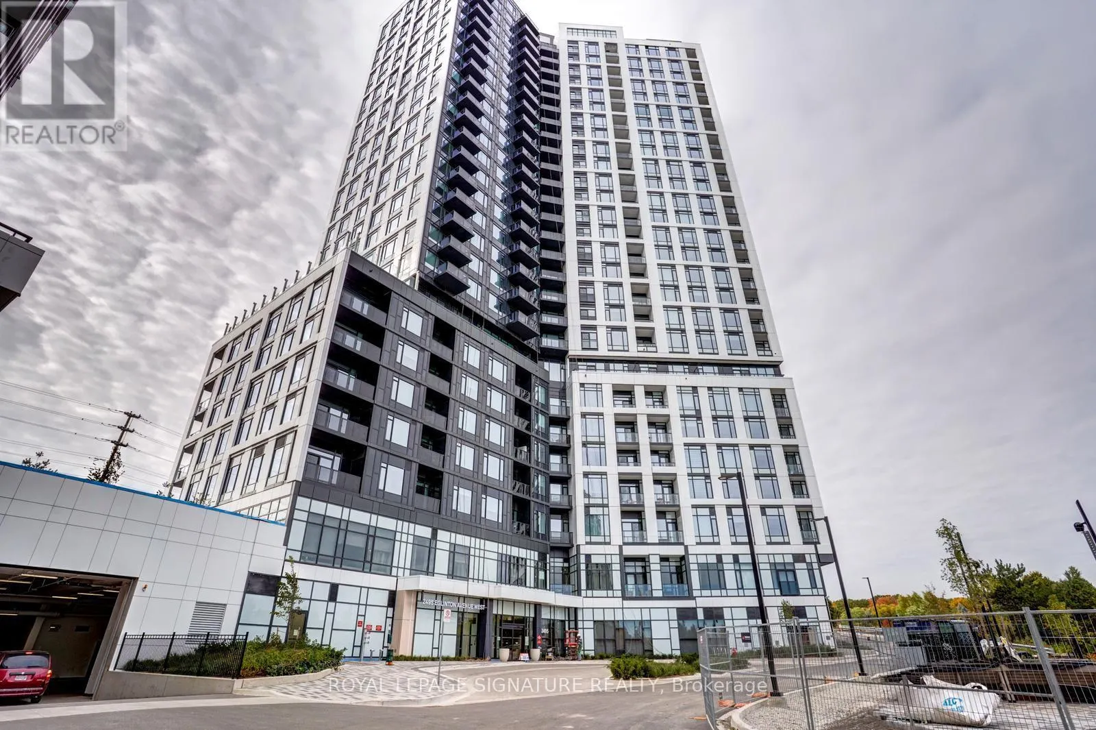 1001 - 2495 EGLINTON AVENUE