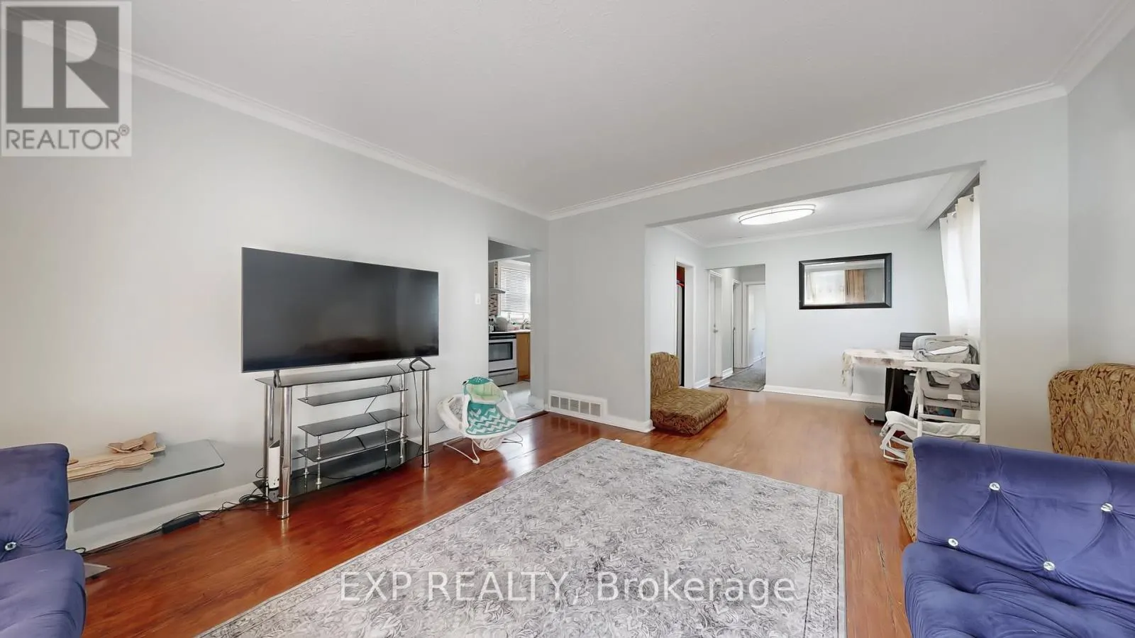 104 DIXON ROAD N