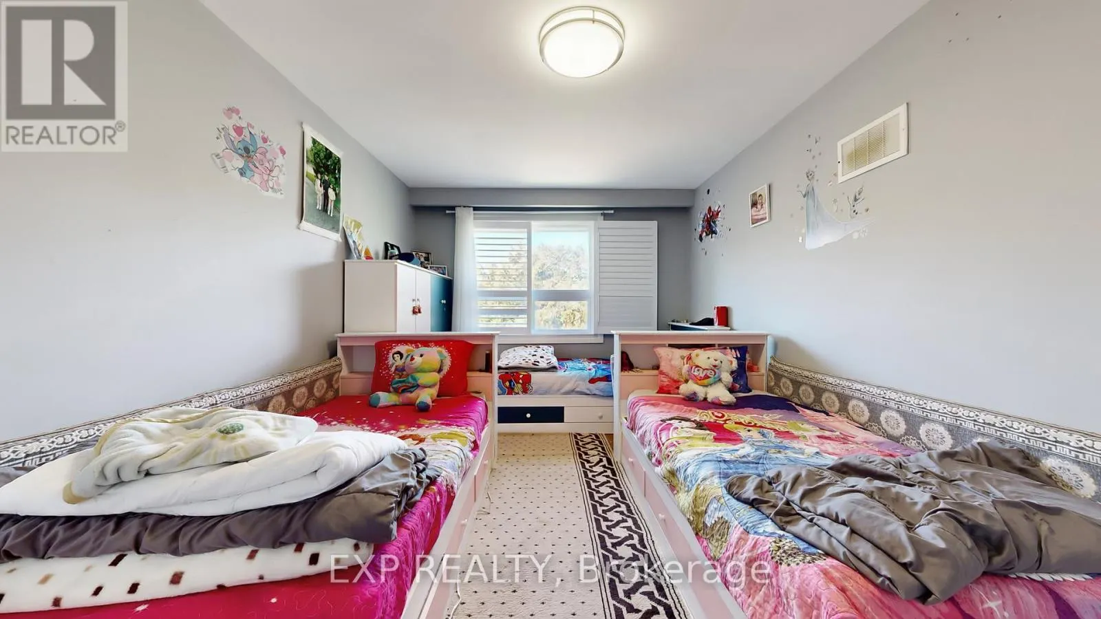 104 DIXON ROAD N