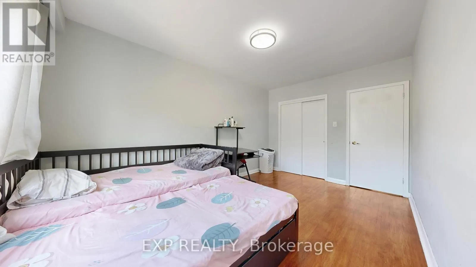 104 DIXON ROAD N