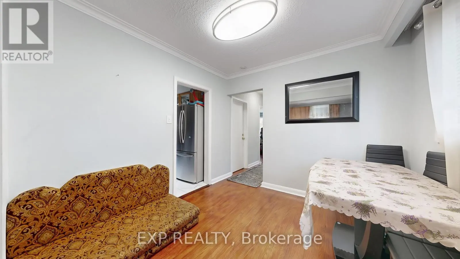 104 DIXON ROAD N