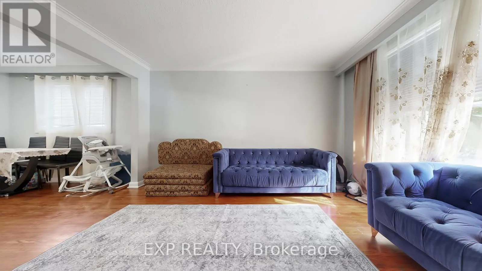 104 DIXON ROAD N