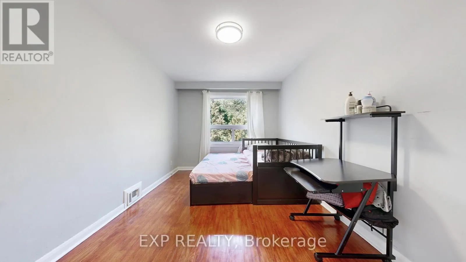 104 DIXON ROAD N
