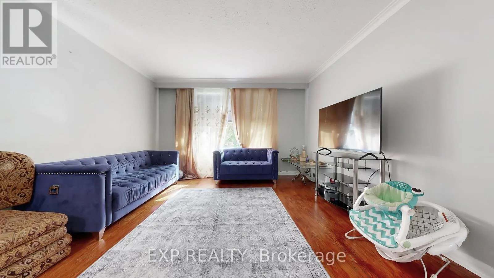 104 DIXON ROAD N